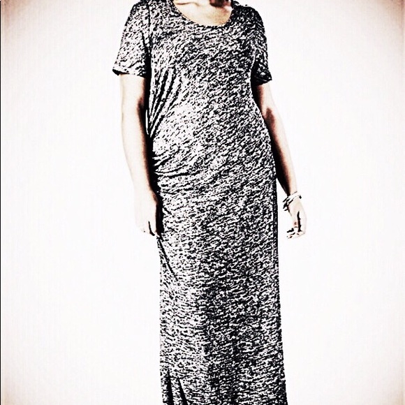 Roaman's Dresses & Skirts - Dress-Maxi Black Heather Knit w/Ruching 2x